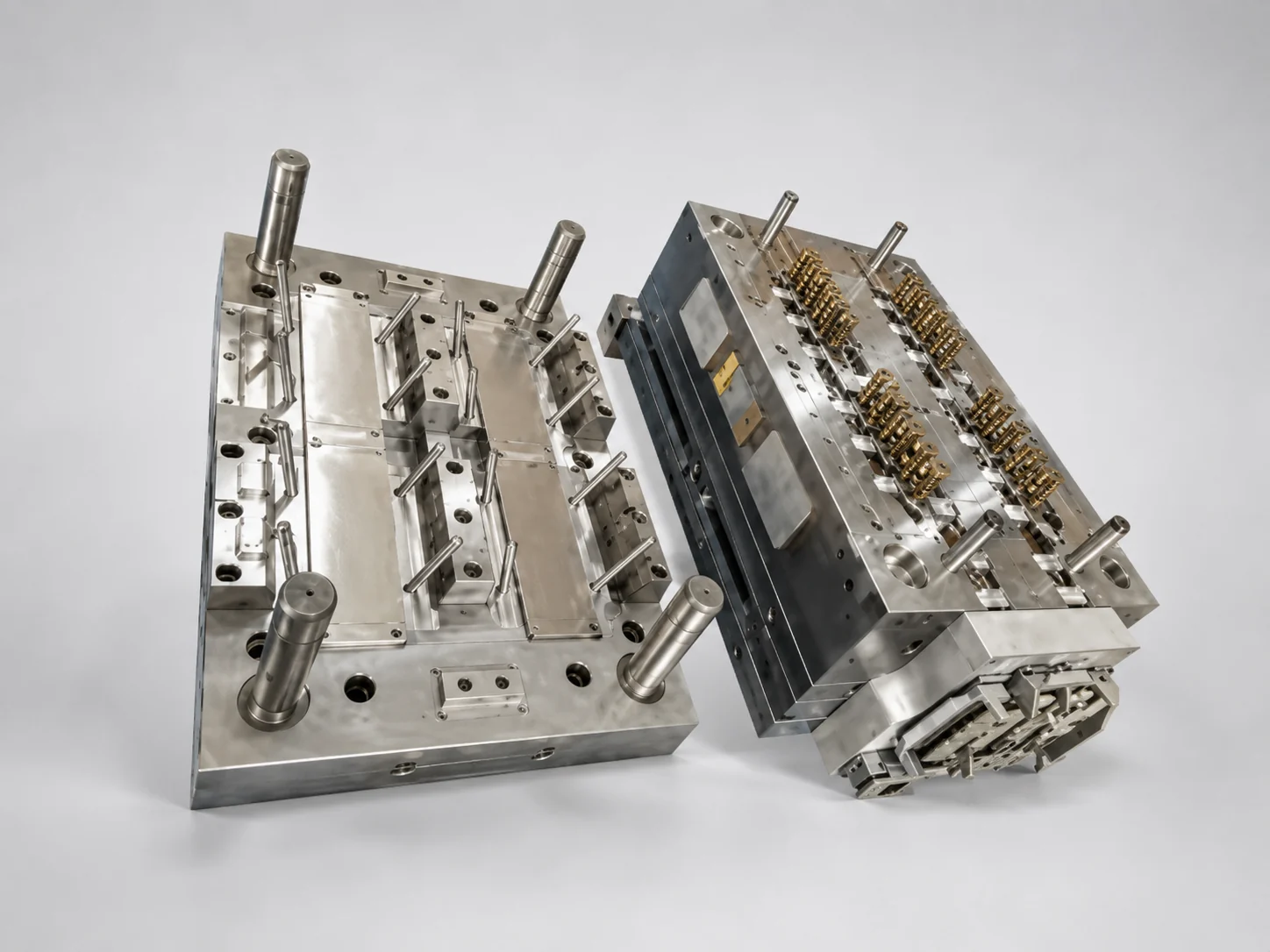 Cold runner multi-cavity